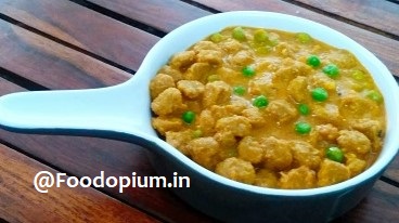 Soya Nuggets and Peas Curry Recipe